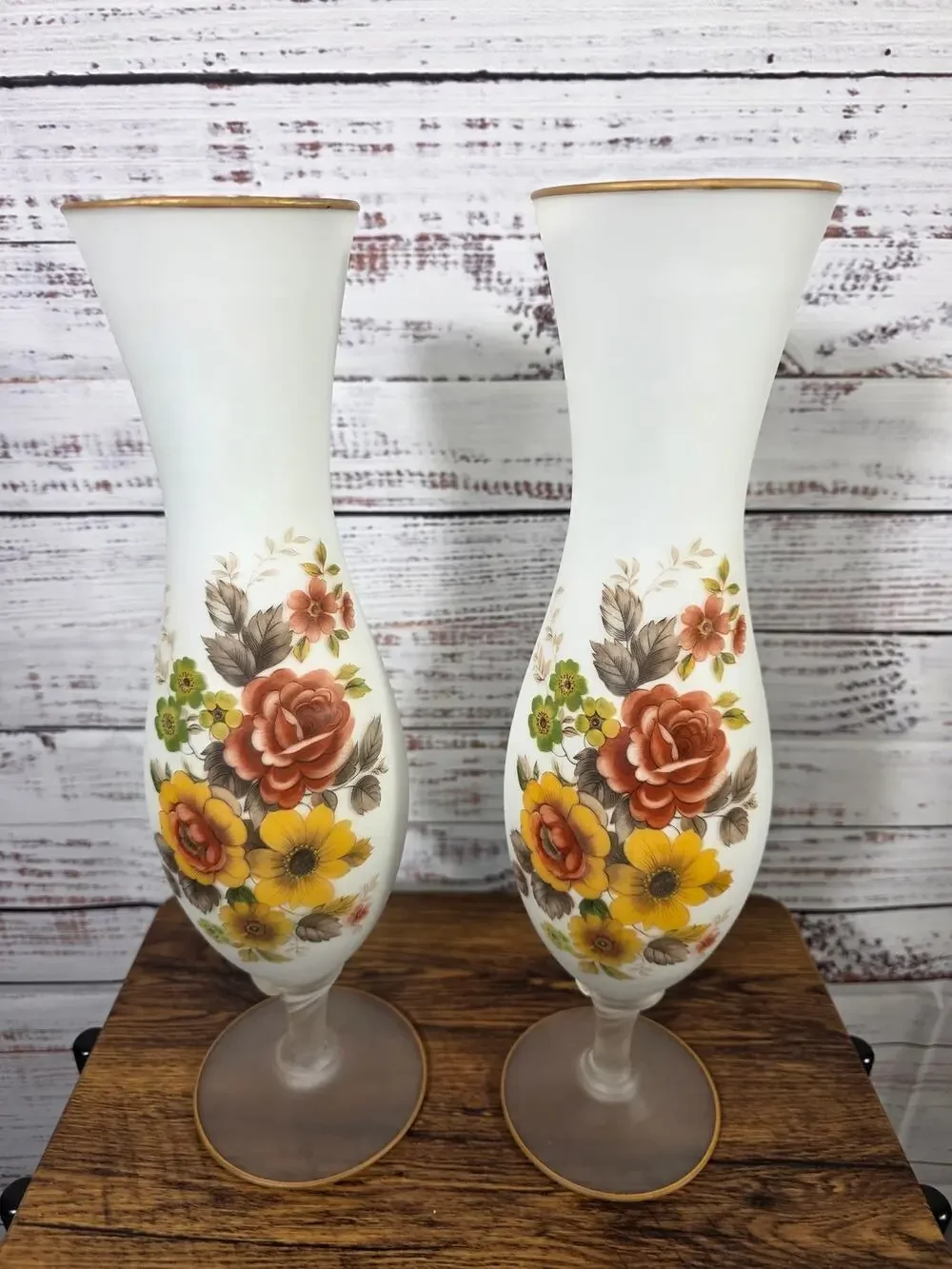 VTG Frosted Glass Frosted Floral Pedestal vases pair 15